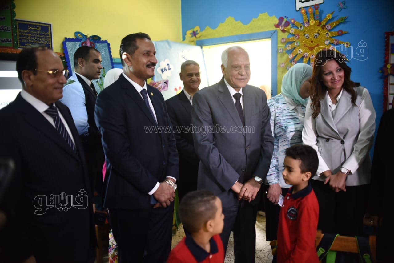 جرس الحصة ضرب.. انتظام الدراسة في مدارس الجيزة (23)