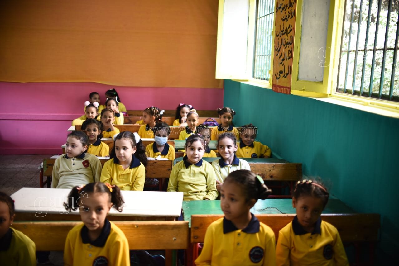جرس الحصة ضرب.. انتظام الدراسة في مدارس الجيزة (27)