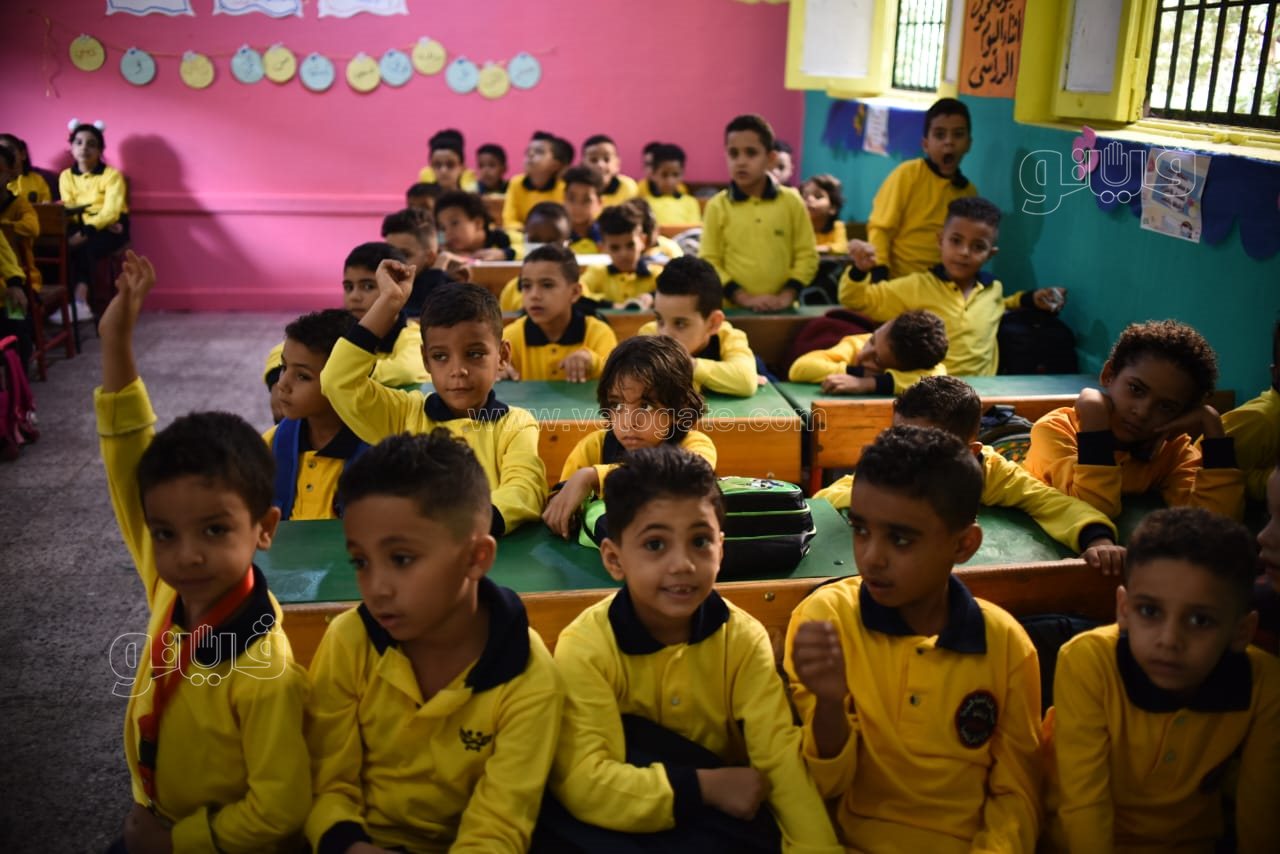 جرس الحصة ضرب.. انتظام الدراسة في مدارس الجيزة (28)