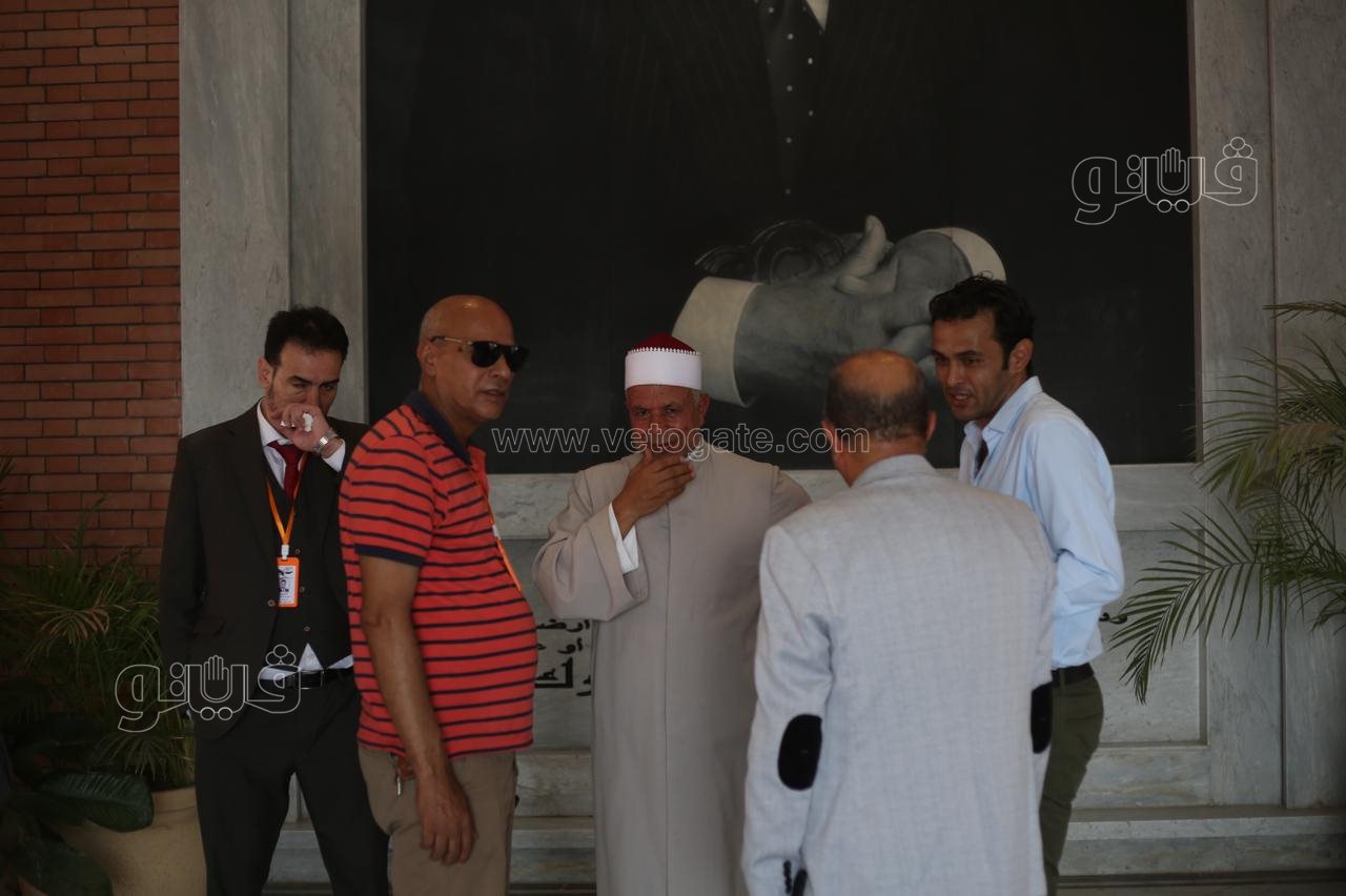  احتفال المواطنين بذكرى نصر أكتوبر أمام قبر مبارك (13)