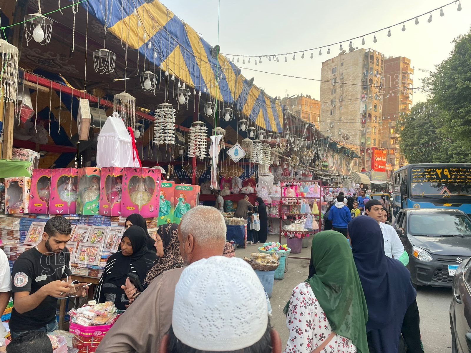  حلاوة المولد في السيدة زينب (7)