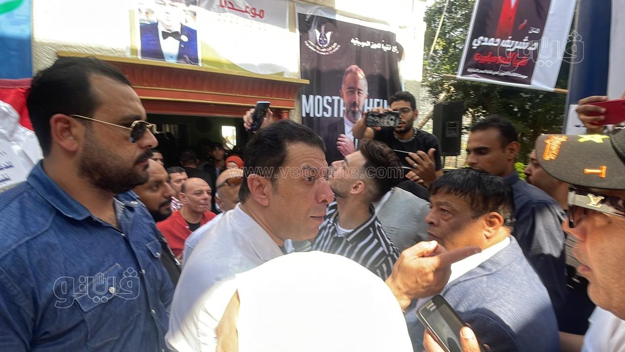 عبد الباسط يشارك في انتخابات المهن الموسيقية (3)