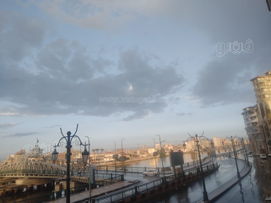 هطول أمطار غزيرة على مناطق متفرقة بدمياط (2)