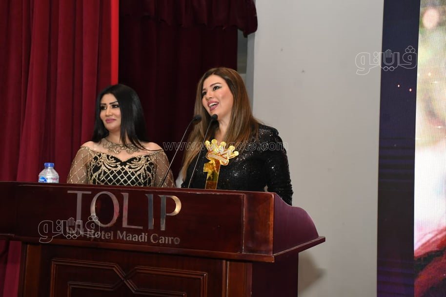 تكريم نجوم الفن في حفل جوائز الأفضل العربية (10)