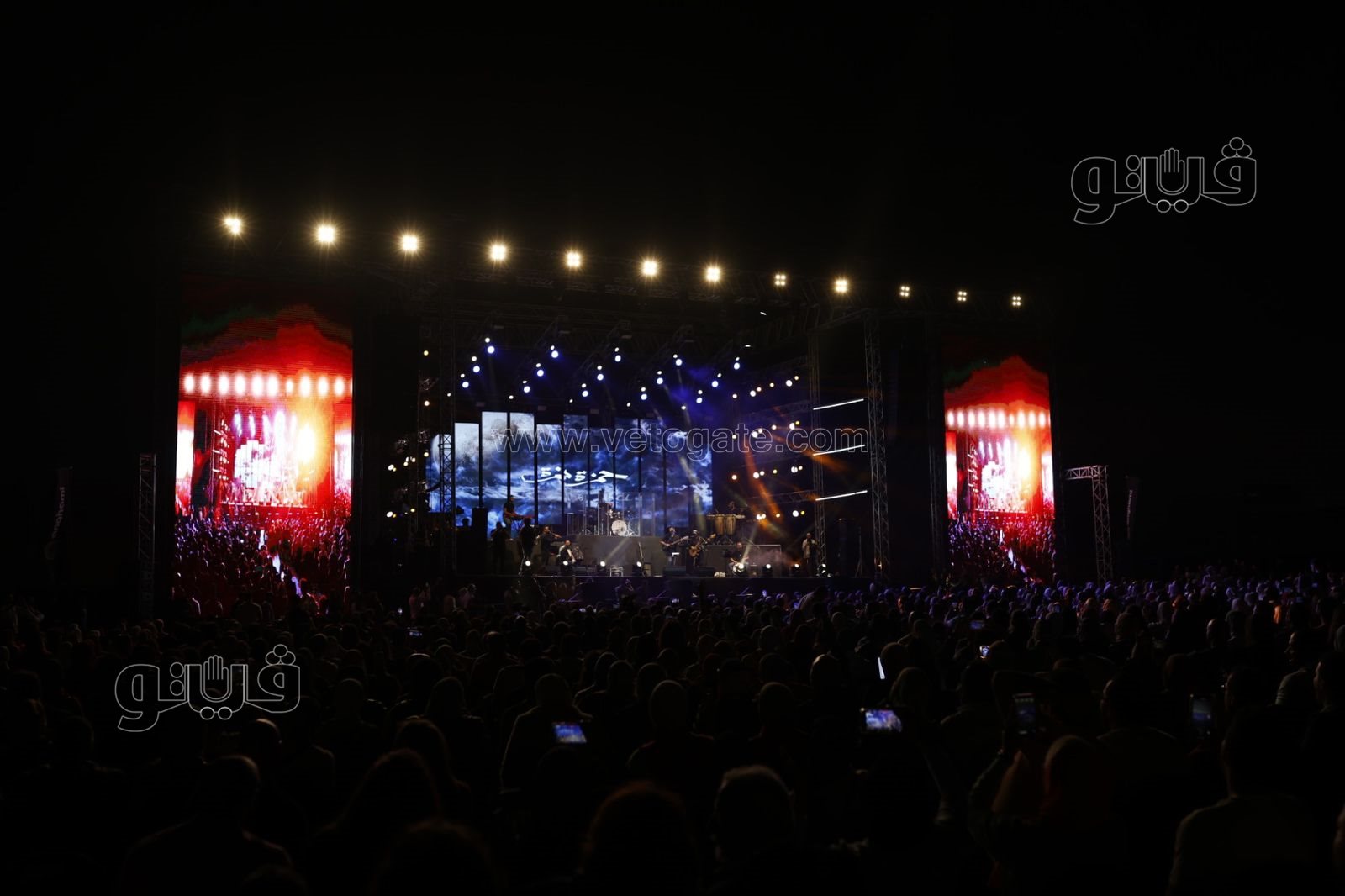 حمزة نمرة يتألق في حفله بالمنارة (12)