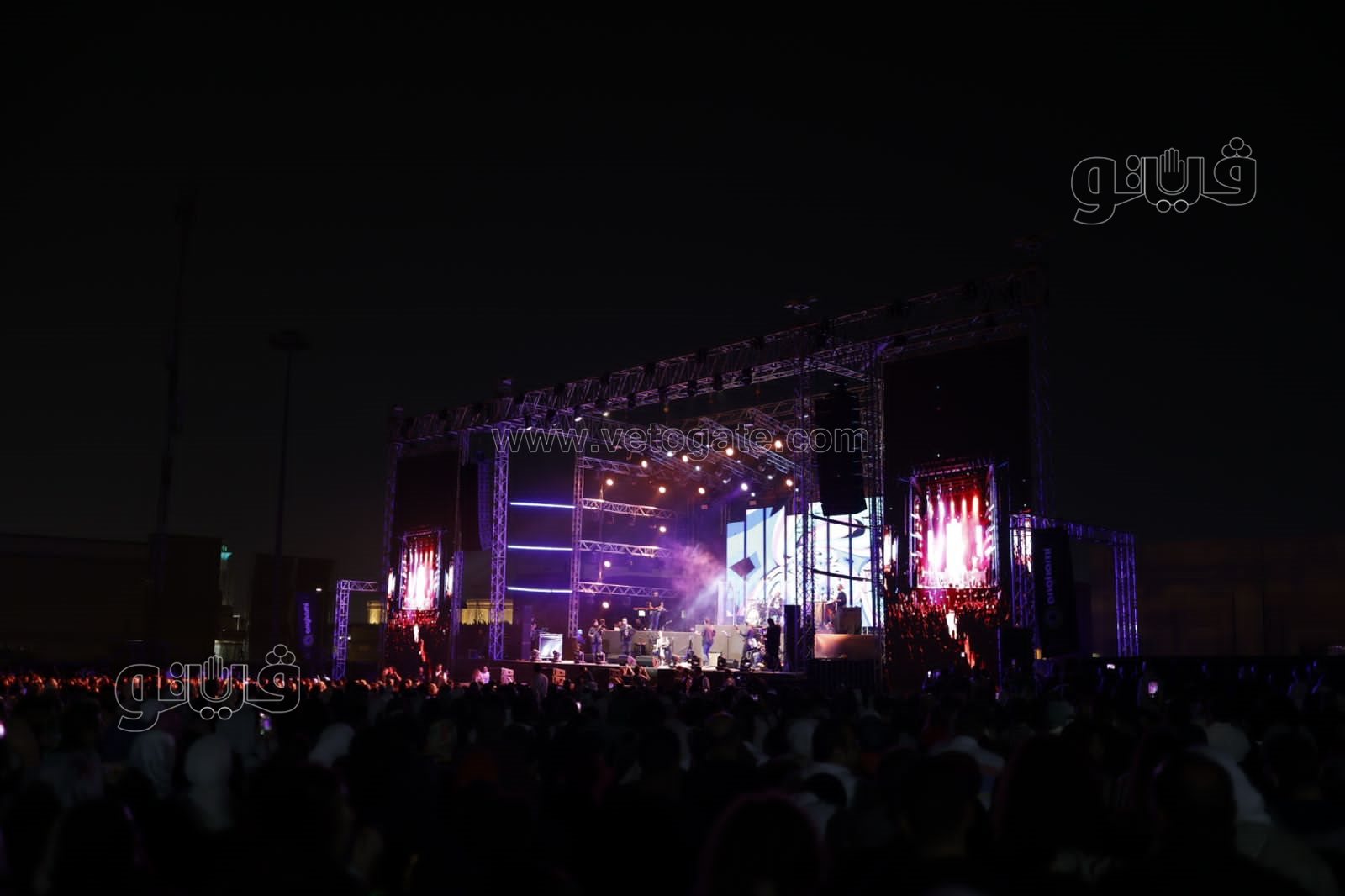 حمزة نمرة يتألق في حفله بالمنارة (2)