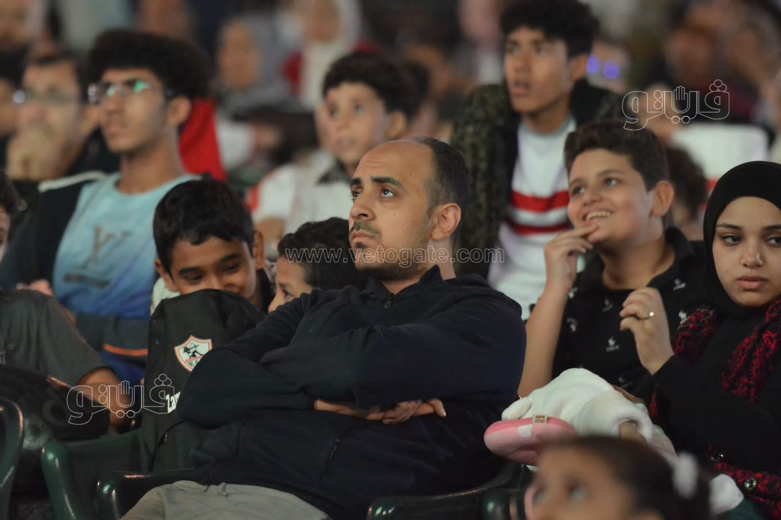  القلق يسيطر على جمهور القلعة البيضاء  (19)