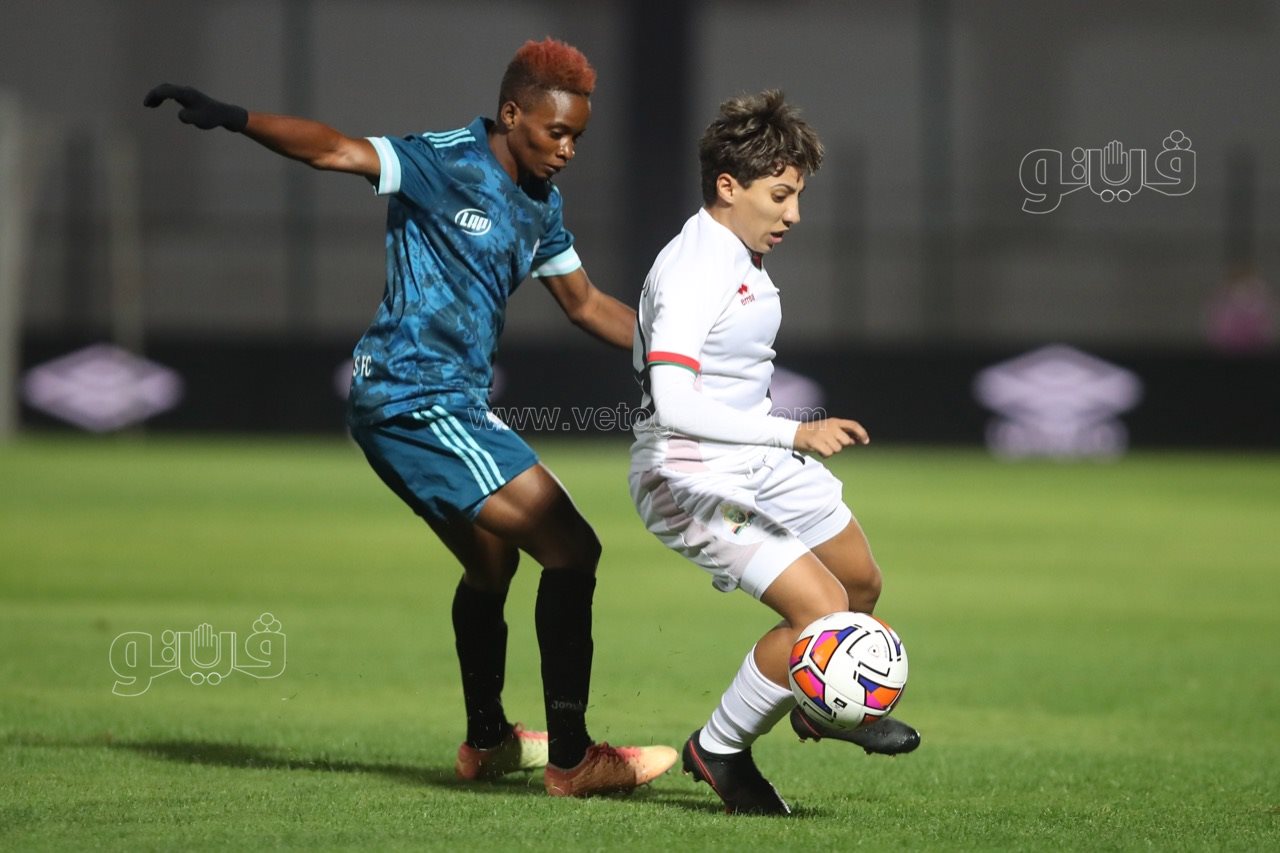 الجيش الملكي وديترمين جيرلز (20)