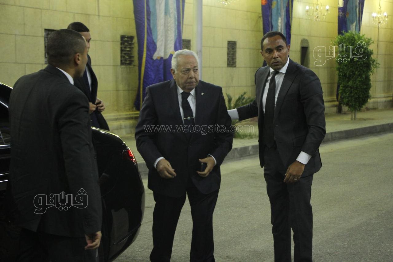  وكلاء السيارات في عزاء رؤؤف غبور (5)