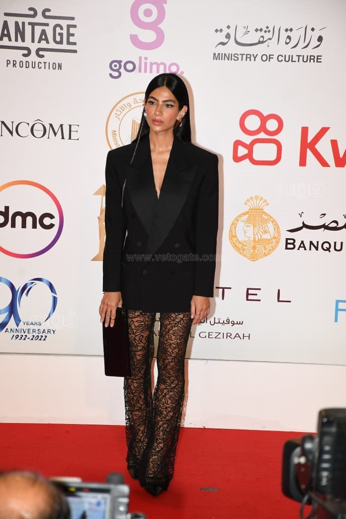  الفنانات الشابات تتألقن في افتتاح القاهرة السينمائي (2)