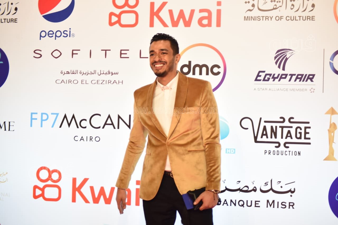 إطلالات شبابية تخطف الأنظار في ختام القاهرة السينمائي (17)