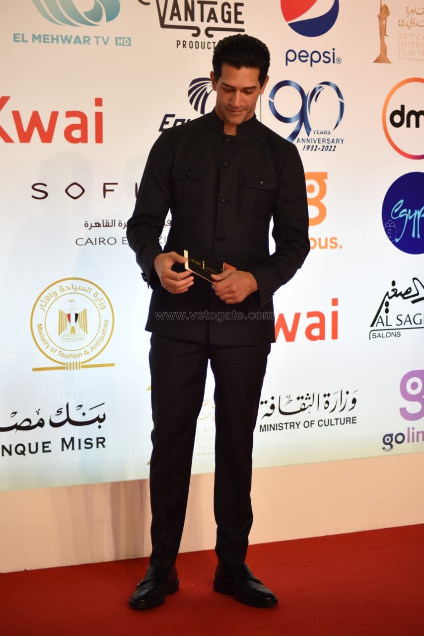 إطلالات شبابية تخطف الأنظار في ختام القاهرة السينمائي (19)