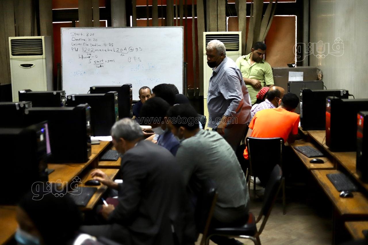 توافد طلاب الثانوية على معامل تنسيق جامعة القاهرة بأول أيام المرحلة الثانية (8)