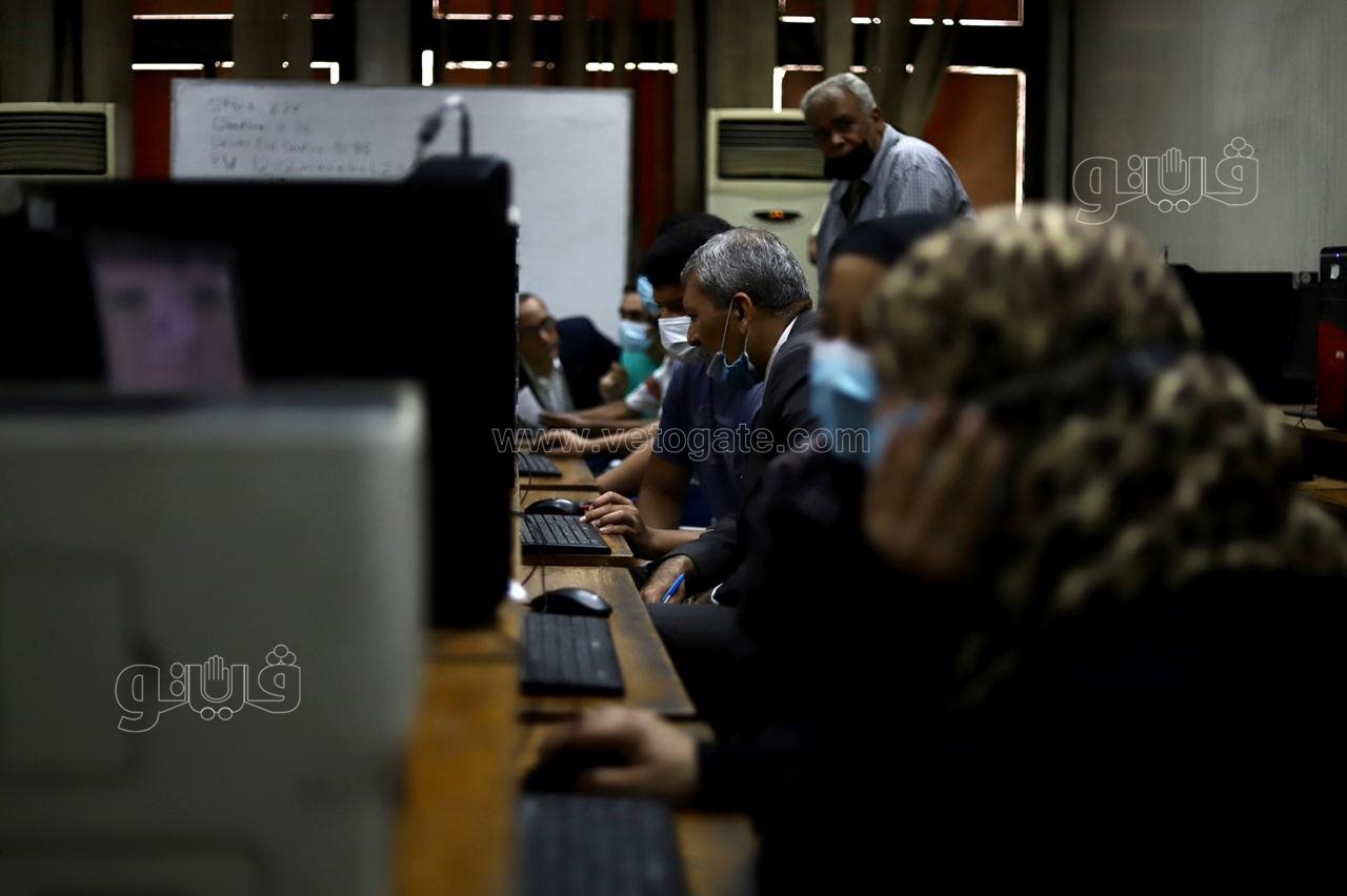توافد طلاب الثانوية على معامل تنسيق جامعة القاهرة بأول أيام المرحلة الثانية (13)
