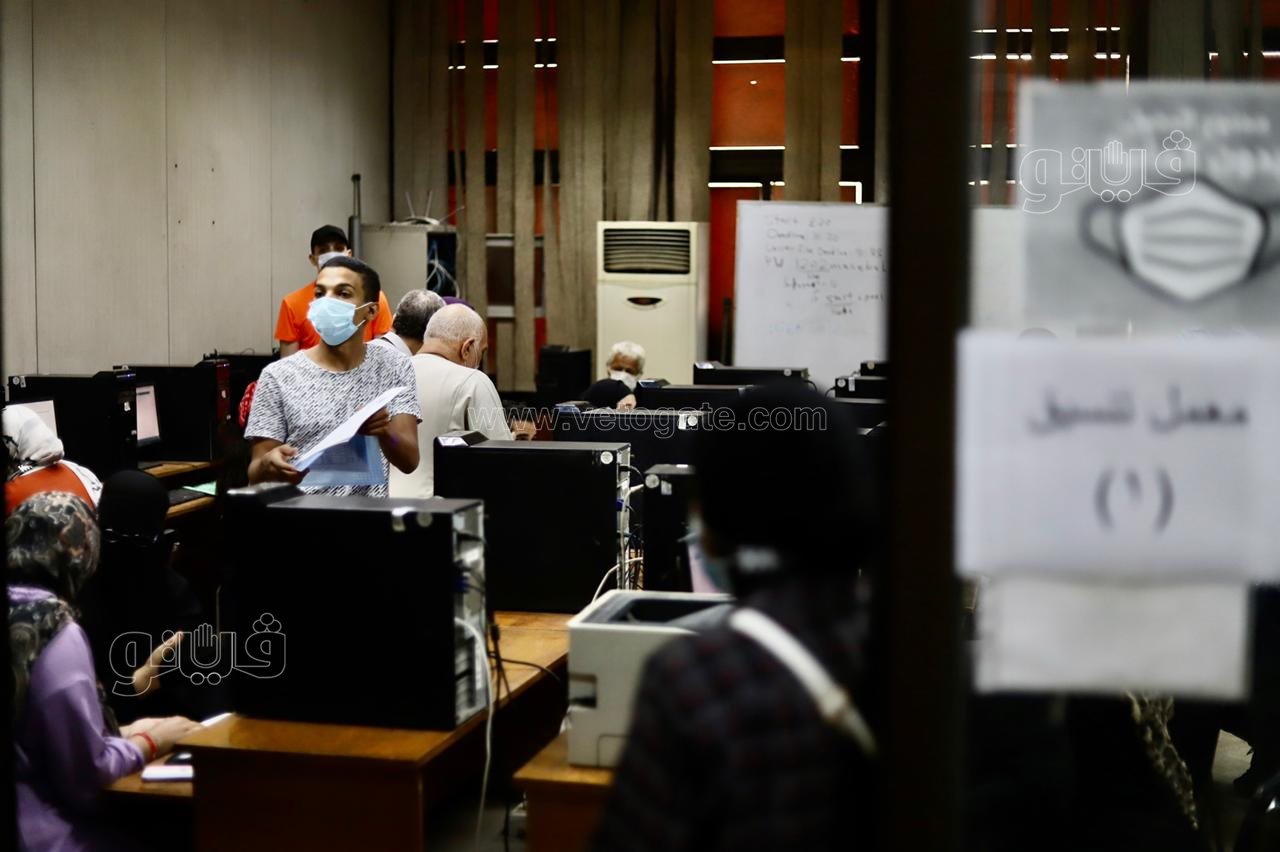 توافد طلاب الثانوية على معامل تنسيق جامعة القاهرة بأول أيام المرحلة الثانية (2)