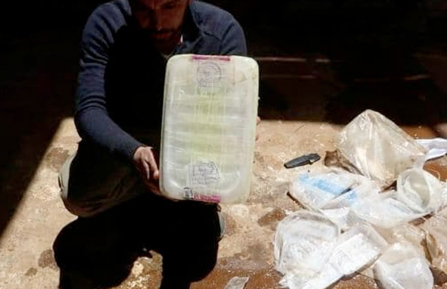 2019-636899830212176311-217