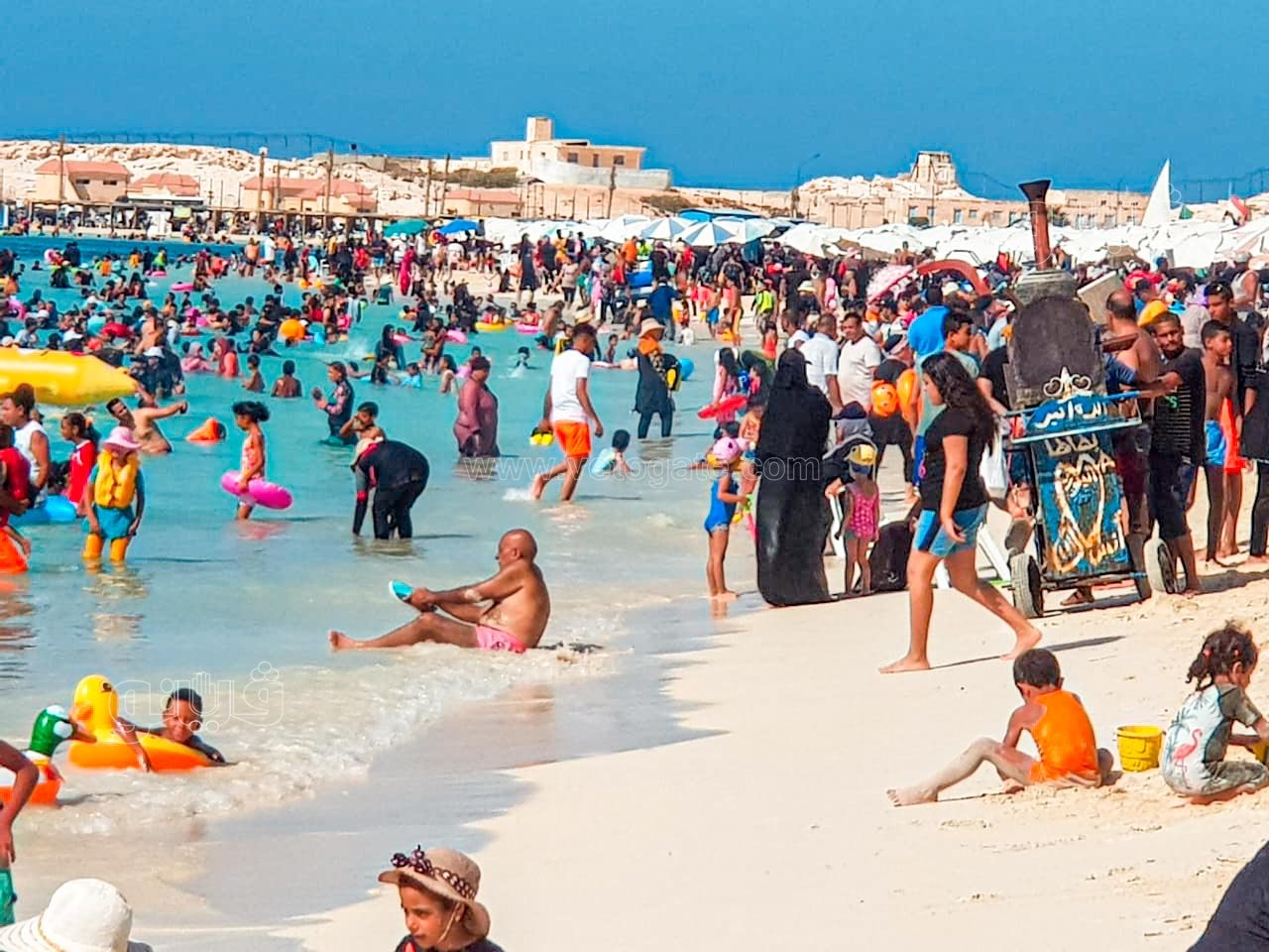 شاطئ مطروح العام-17