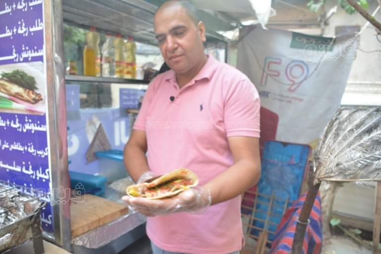 عم مجدي ملك الأسماك المملحة (11)