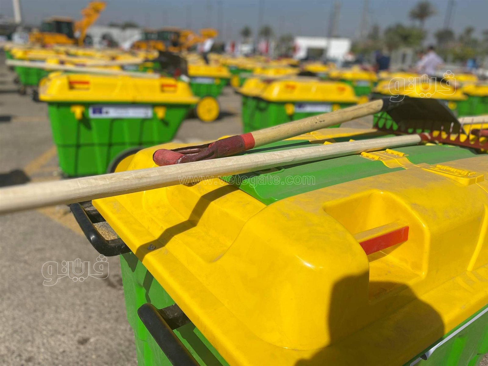 محافظة القاهرة تستعرض معدات النظافة الجديدة بالاستاد  (22)