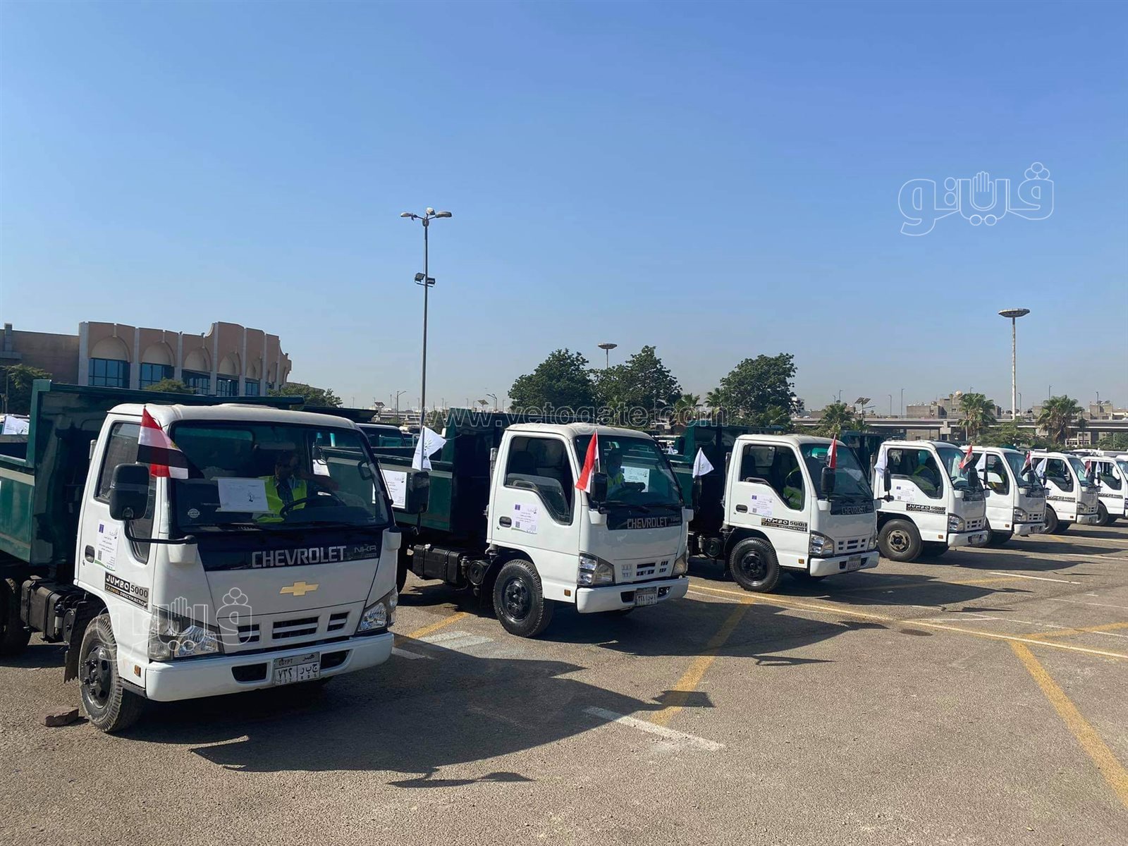 محافظة القاهرة تستعرض معدات النظافة الجديدة بالاستاد  (1)