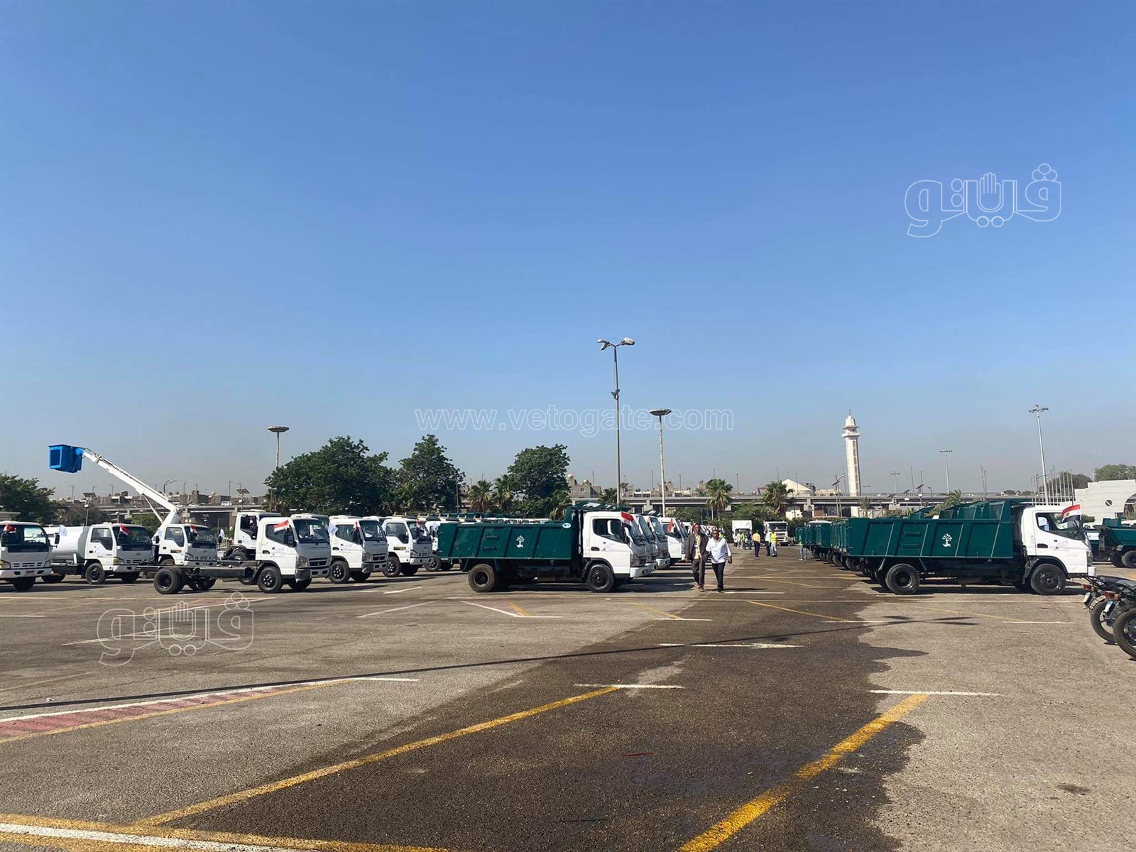 محافظة القاهرة تستعرض معدات النظافة الجديدة بالاستاد  (3)
