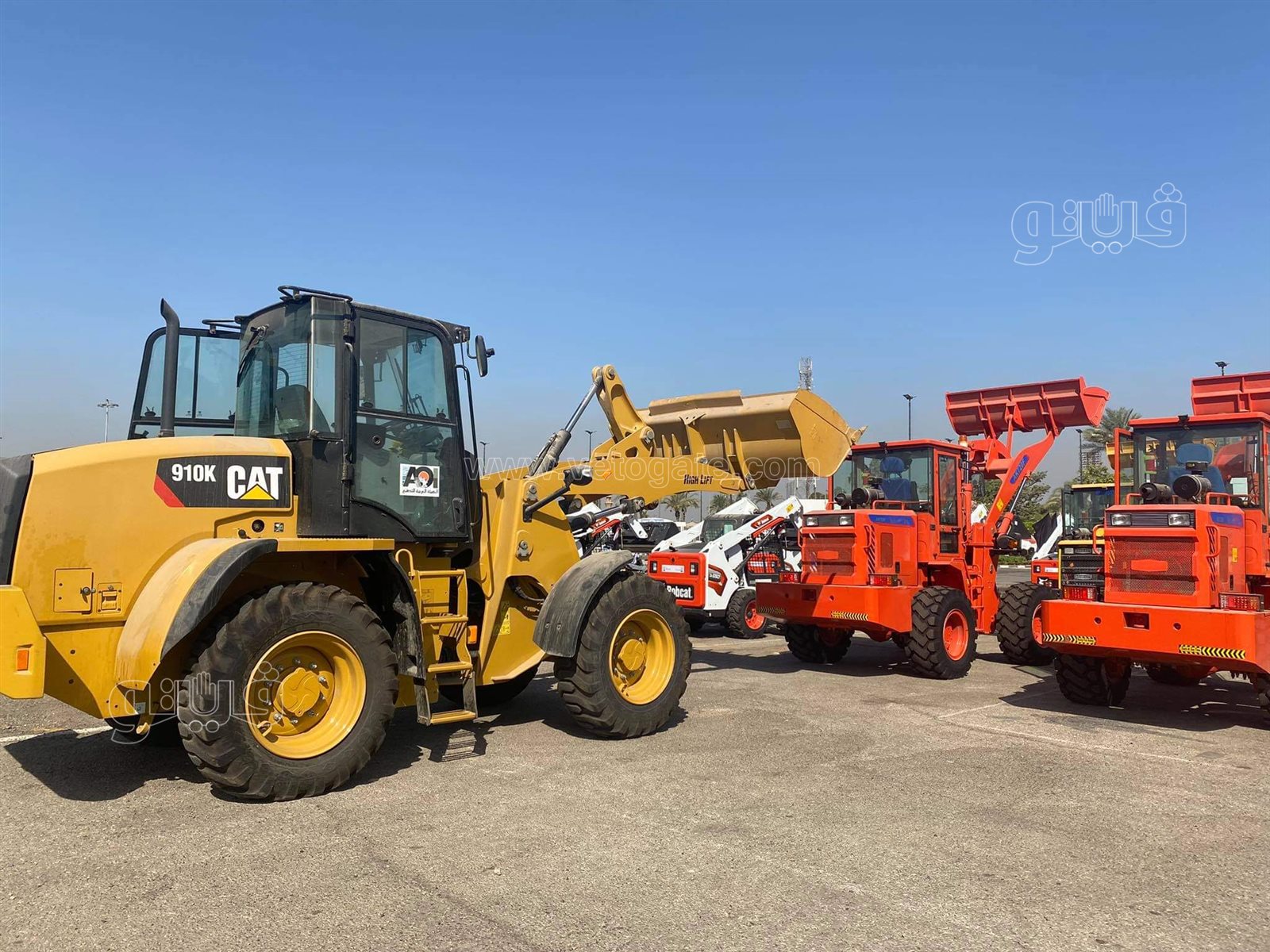 محافظة القاهرة تستعرض معدات النظافة الجديدة بالاستاد  (13)