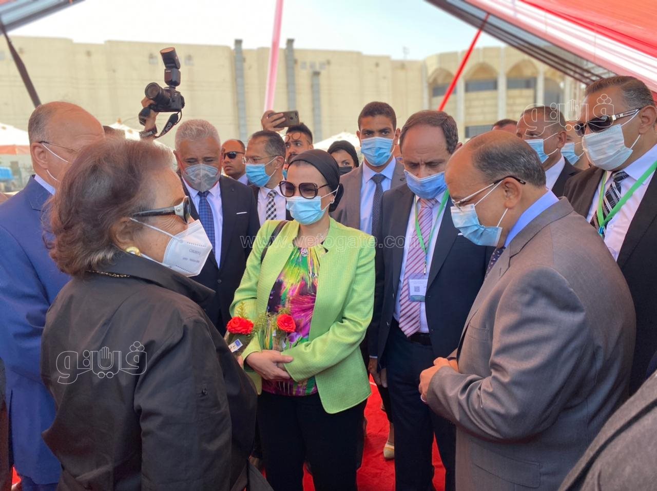 استعدادات ومعدات شركات النظافة (8)