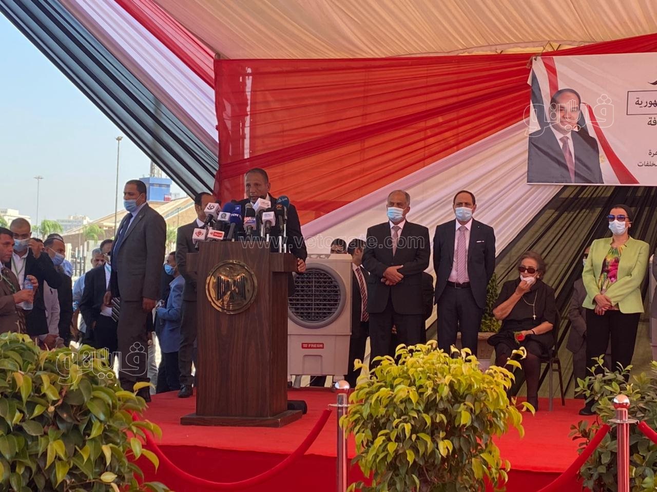 استعدادات ومعدات شركات النظافة (9)