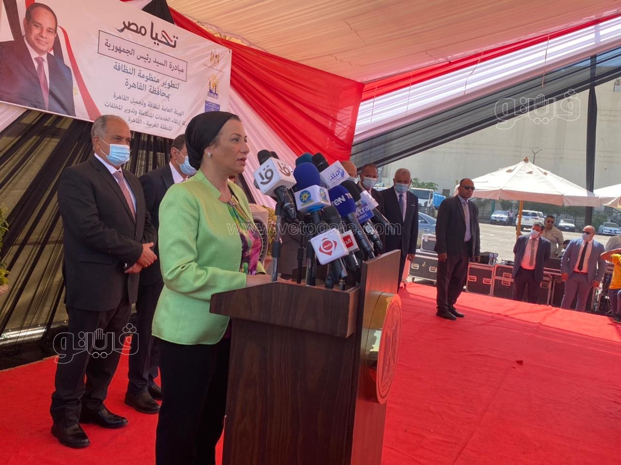 استعدادات ومعدات شركات النظافة (15)