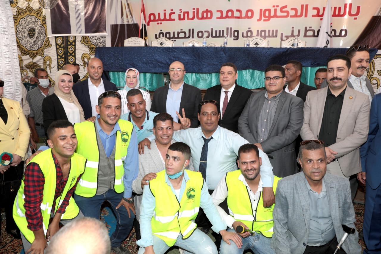 محافظ بني سويف يتفقد مشروعات حياة كريمة (2)