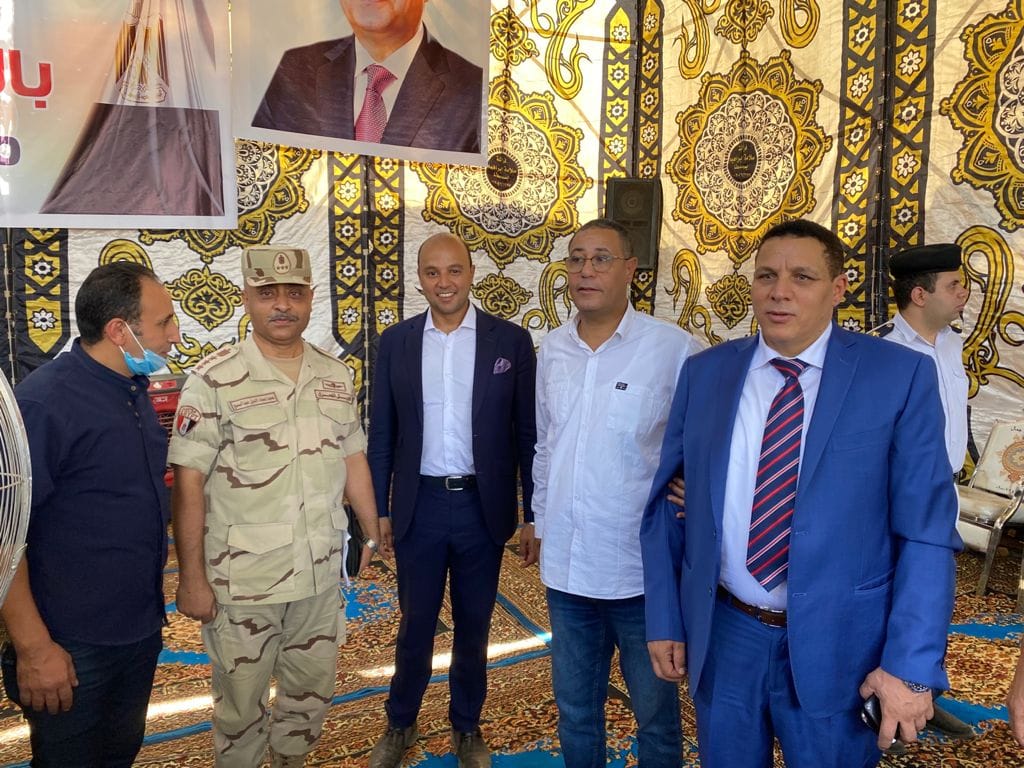 محافظ بني سويف يتفقد مشروعات حياة كريمة (6)