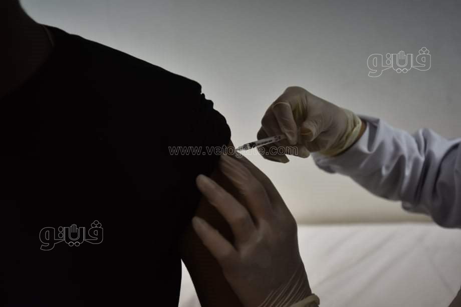 وزيرا التعليم العالي والصحة ورئيس جامعة القاهرة يتفقدون عمليات تطعيم الطلاب ضد كورونا (15)