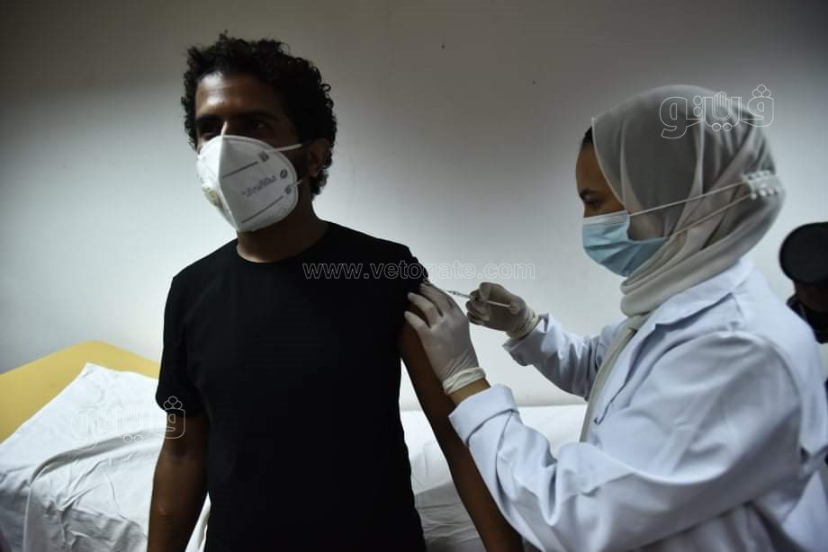 تطعيم طلاب جامعة القاهرة ضد فيروس كورونا (5)