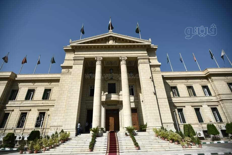 تطعيم طلاب جامعة القاهرة ضد فيروس كورونا (6)