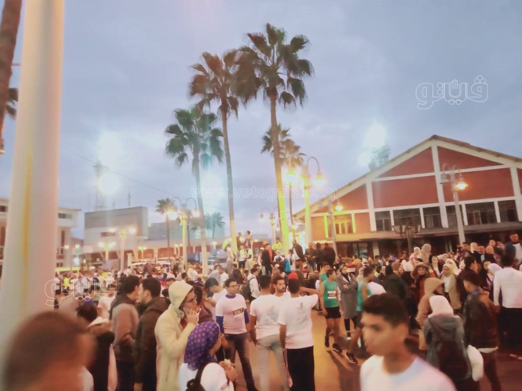 توافد المشاركين في ماراثون زايد الخيري بإستاد الإسكندرية (10)