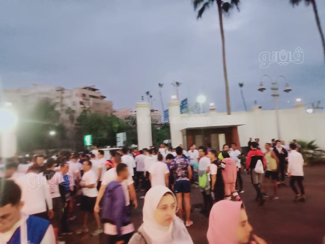 توافد المشاركين في ماراثون زايد الخيري بإستاد الإسكندرية (11)