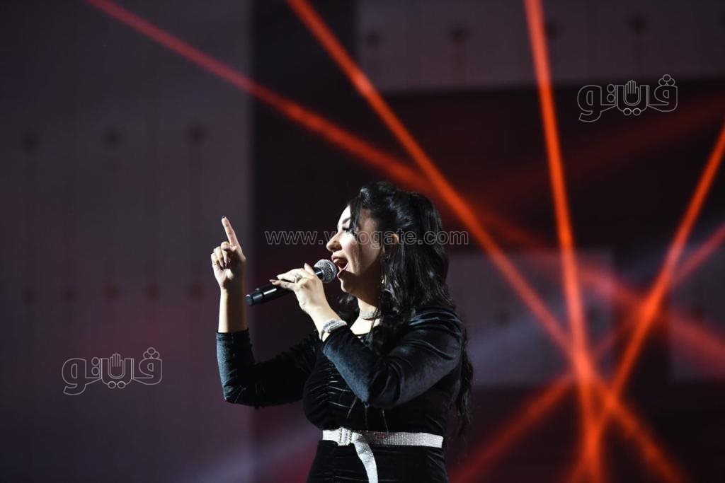 آية عبد الله (1)