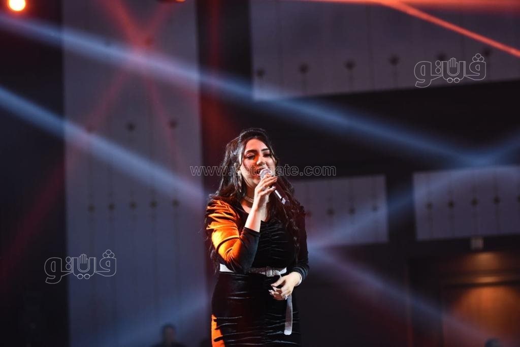 آية عبد الله (2)