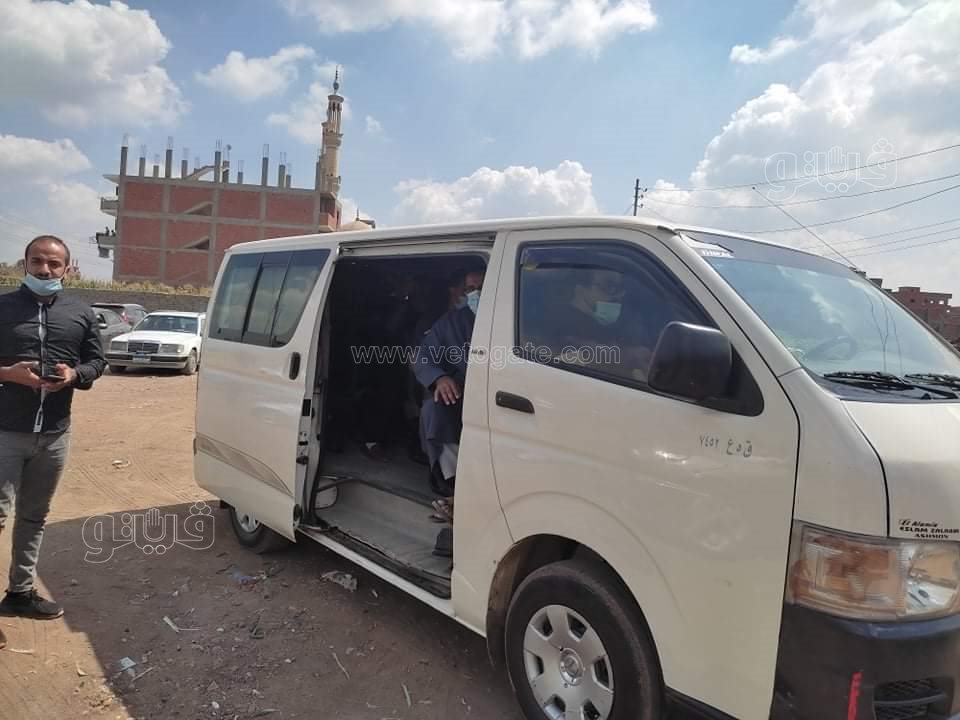 received_438632064146355