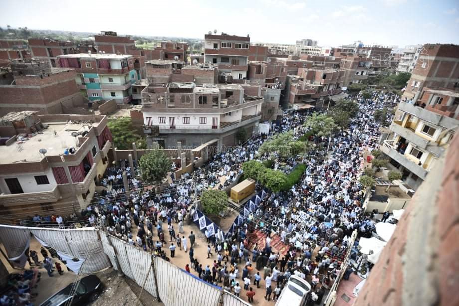 received_389777549416221