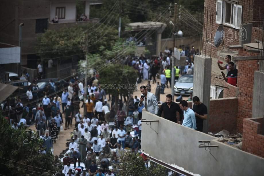 received_1456798344676544