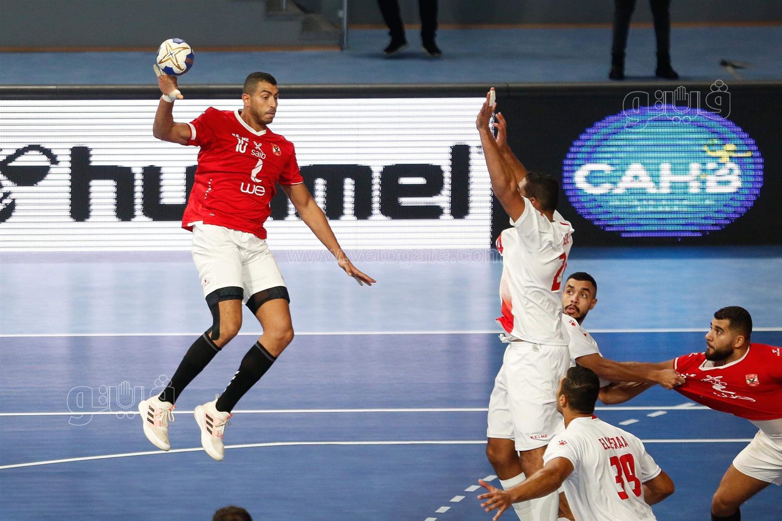   يد الاهلى والزمالك فى السوبر  (2)