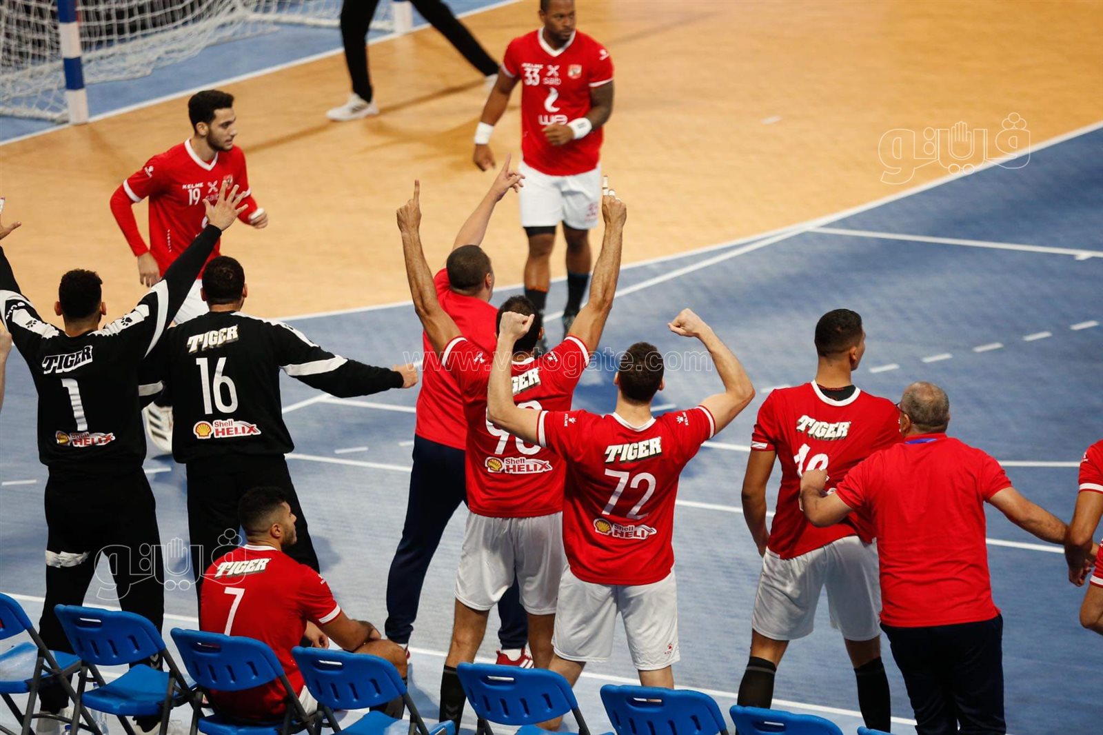   يد الاهلى والزمالك فى السوبر  (12)