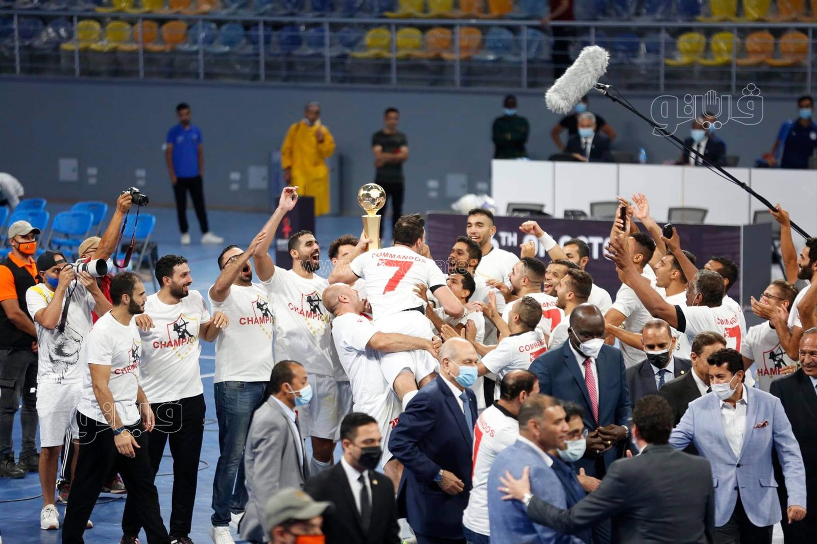 تتويج الزمالك بالسوبر الافريقي