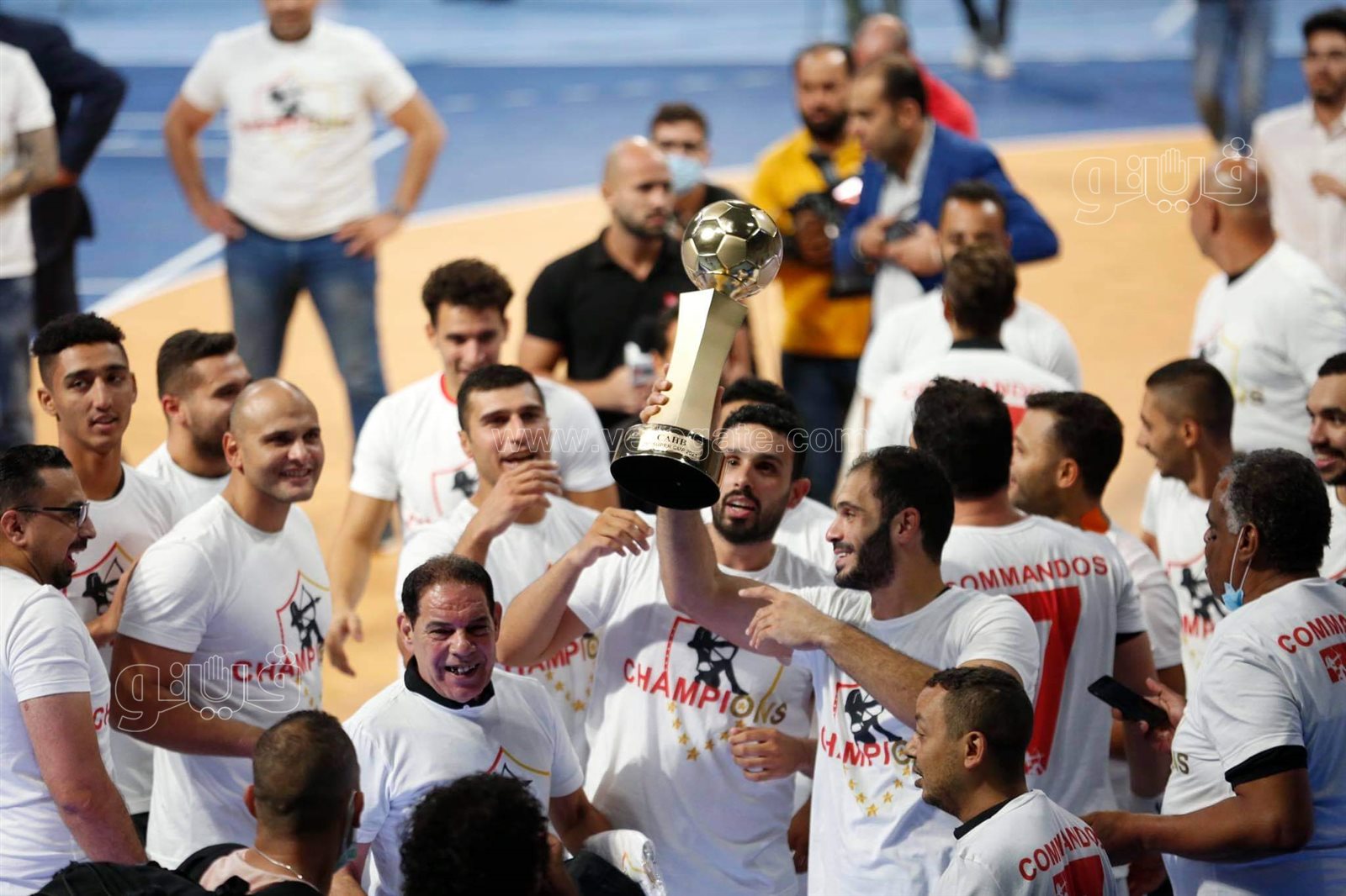 تتويج الزمالك بالسوبر الافريقي