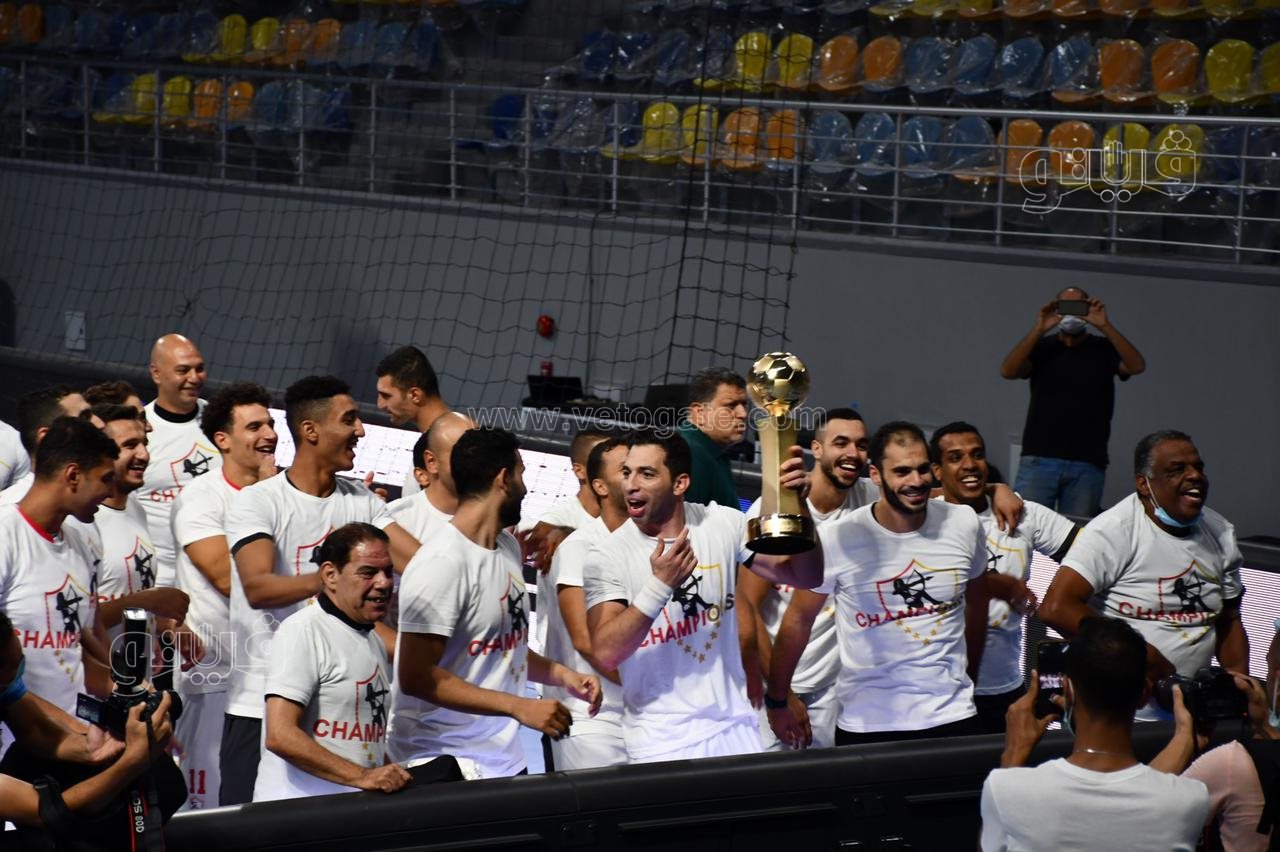 تتويج الزمالك بالسوبر الافريقي (7)