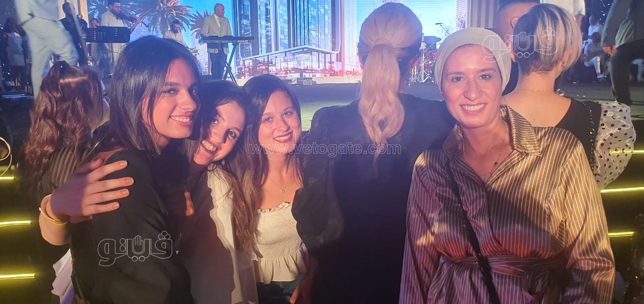  راغب علامة والشاب خالد يتألقان بحفل ضخم في القاهرة الجديدة بحضور نجوم الفن والمشاهير (9)