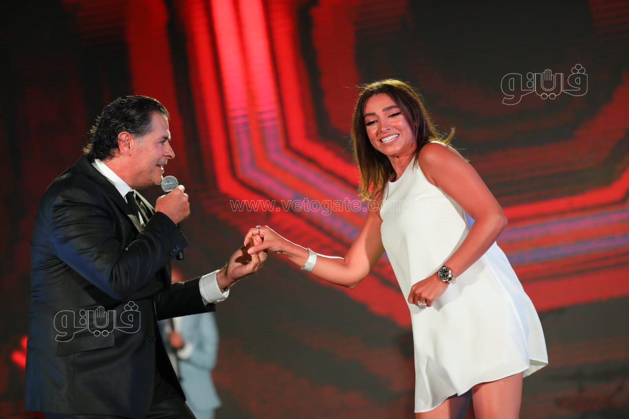  راغب علامة والشاب خالد يتألقان بحفل ضخم في القاهرة الجديدة بحضور نجوم الفن والمشاهير (10)