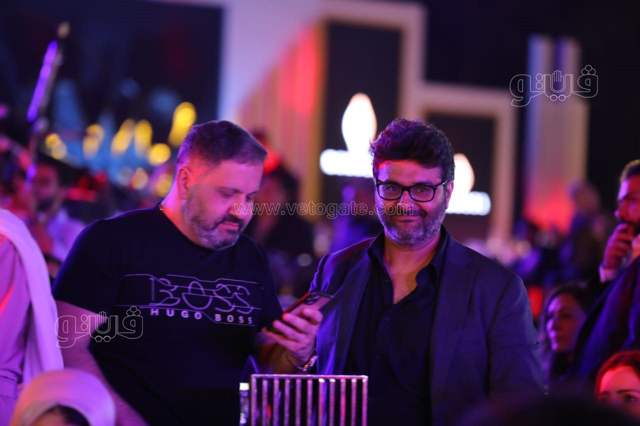  راغب علامة والشاب خالد يتألقان بحفل ضخم في القاهرة الجديدة بحضور نجوم الفن والمشاهير (20)