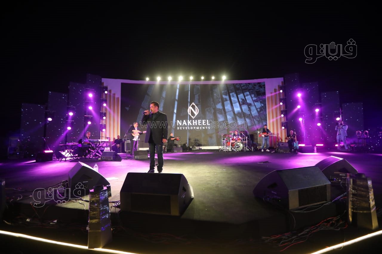  راغب علامة والشاب خالد يتألقان بحفل ضخم في القاهرة الجديدة بحضور نجوم الفن والمشاهير (21)